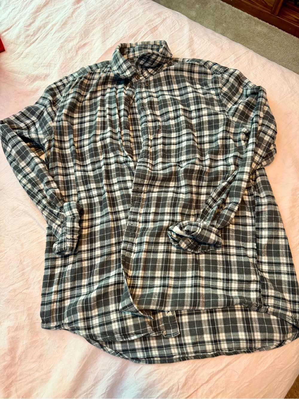 American Eagle Seriously Soft Plaid Flannel Shirt | Medium | Classic Fit